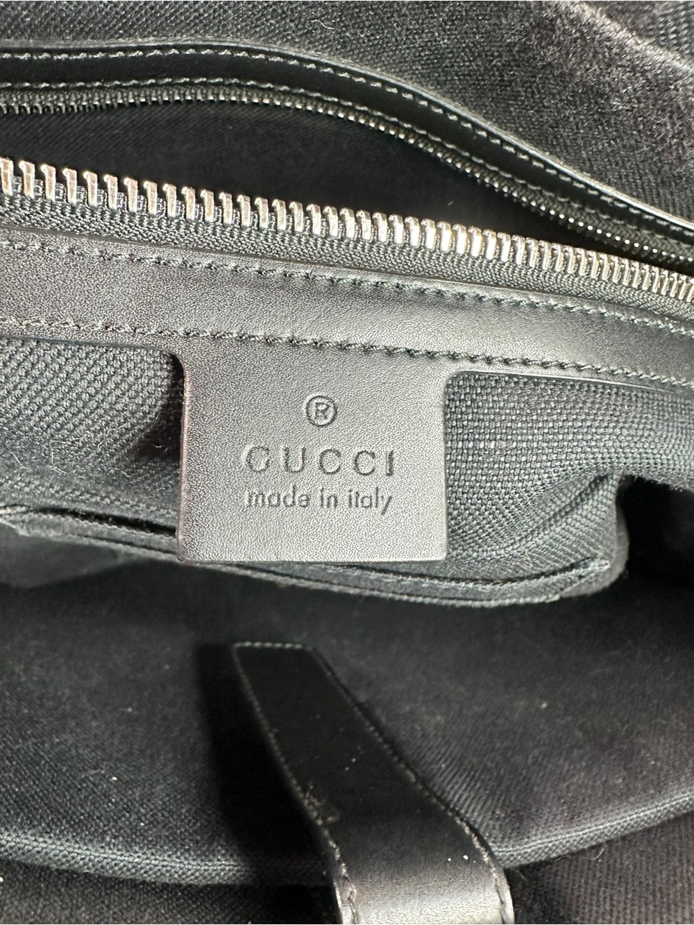 Gucci Gray GG Supreme Briefcase with Red/Navy Web Strap - Picture 11 of 13